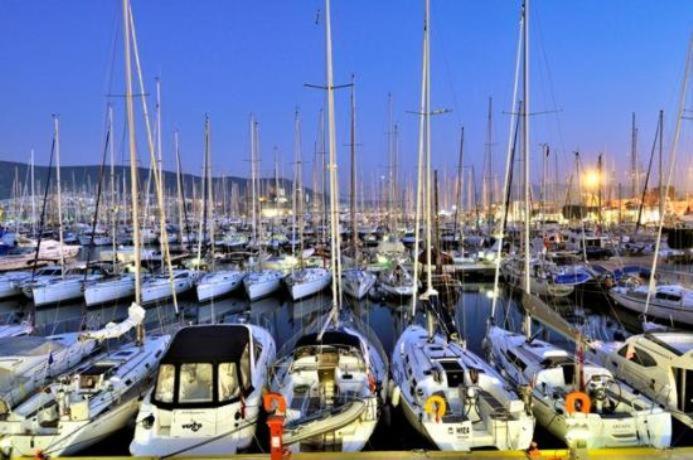 Emelce Apart Bodrum Eksteriør bilde